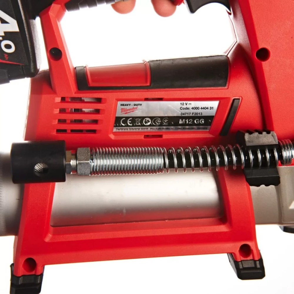 Смазочный пистолет Milwaukee M12 GG-401B (4933441675) 3