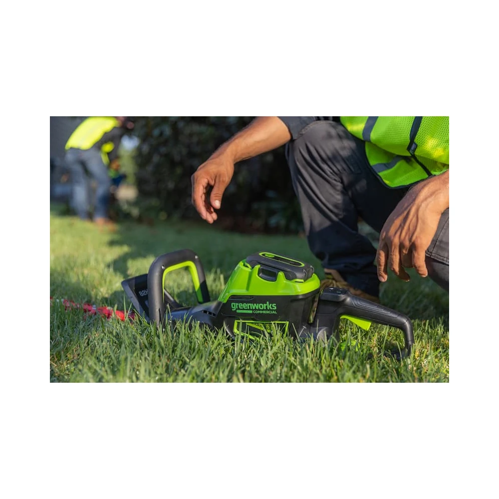 Кусторез аккумуляторный Greenworks GC82HT2 5