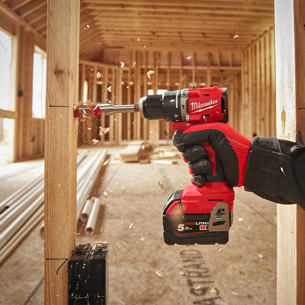 Дрель Milwaukee M18 BLPDRC-202C (4933492822) 5