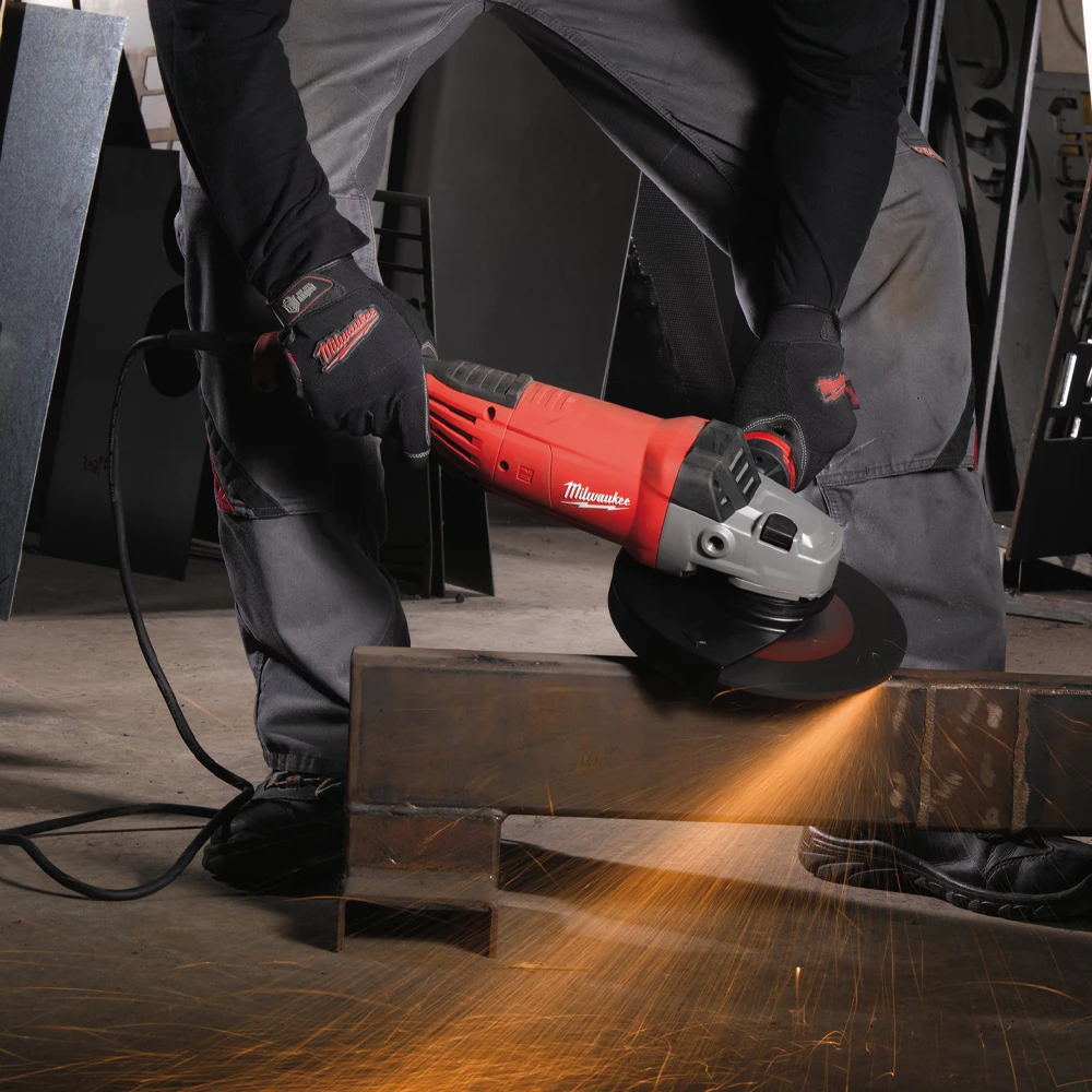 Углошлифовальная машина Milwaukee AGV 22-230 E (4933431850) 4