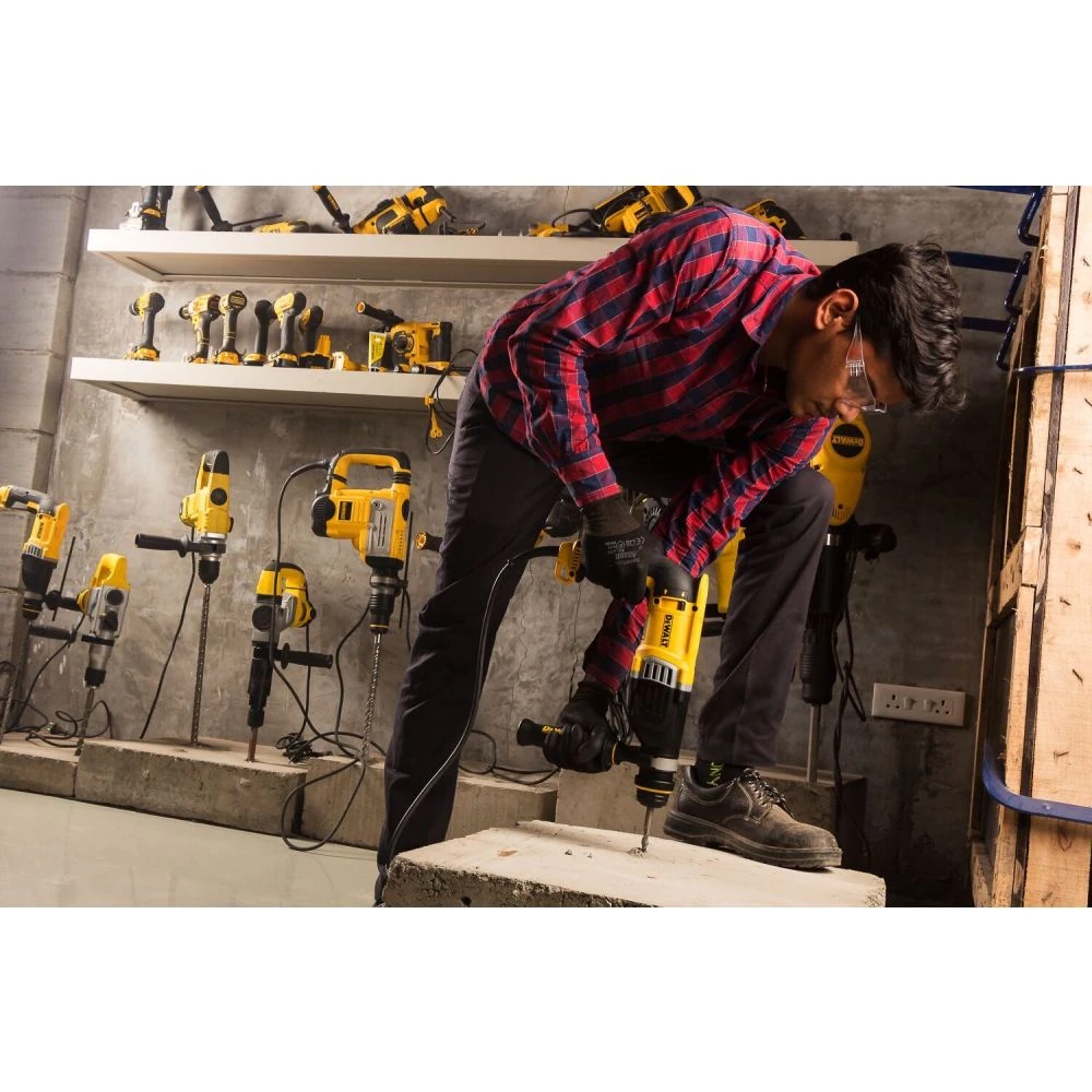 Перфоратор DeWALT D25143K-KS 3