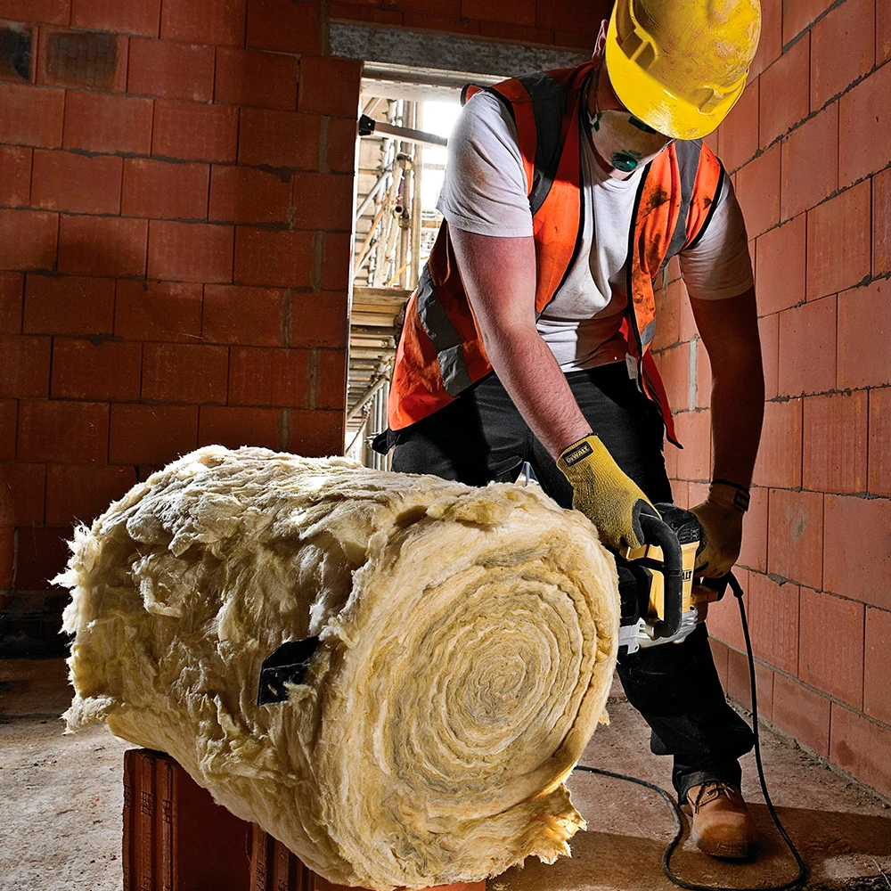 Пила "Аллигатор" DeWALT DWE397-QS 3