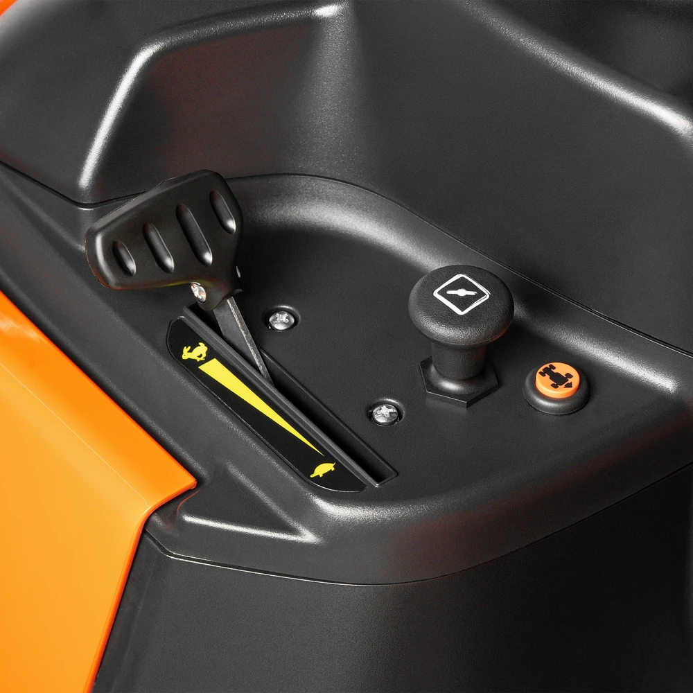 Трактор Daewoo DLT 98 HV 13