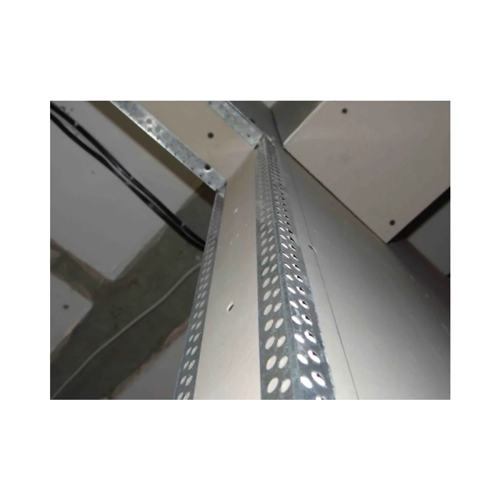 Профиль Stroby Оцинкованный профиль перфорированный 20х20х3000 мм для углов, толщина 0,3мм 2