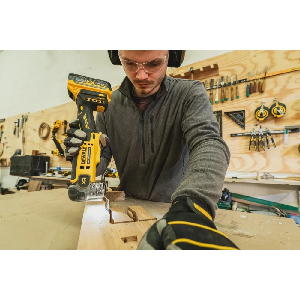 Многофункциональный инструмент DeWALT DCS359N-XJ 4