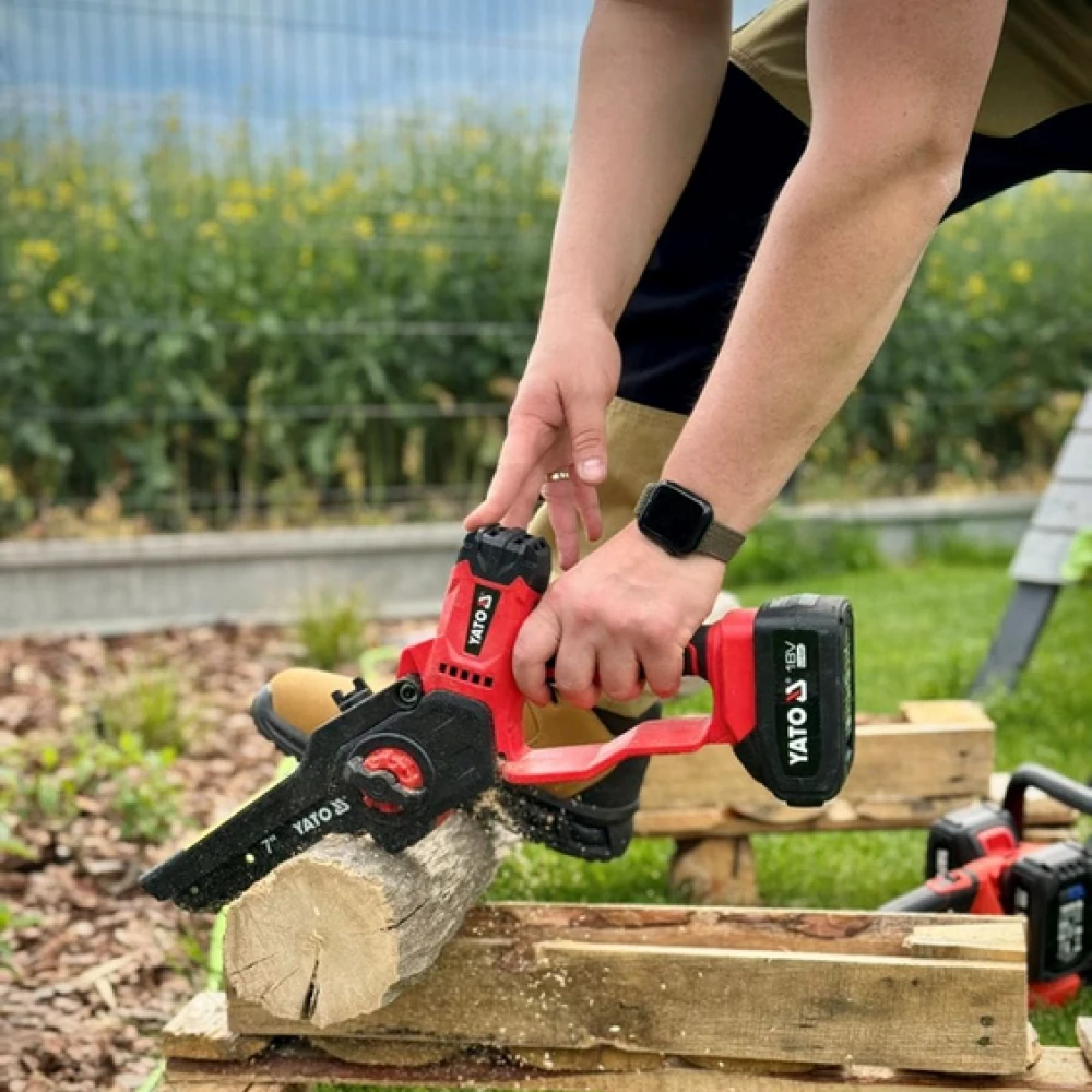 Пила цепная YATO YT-828134 4