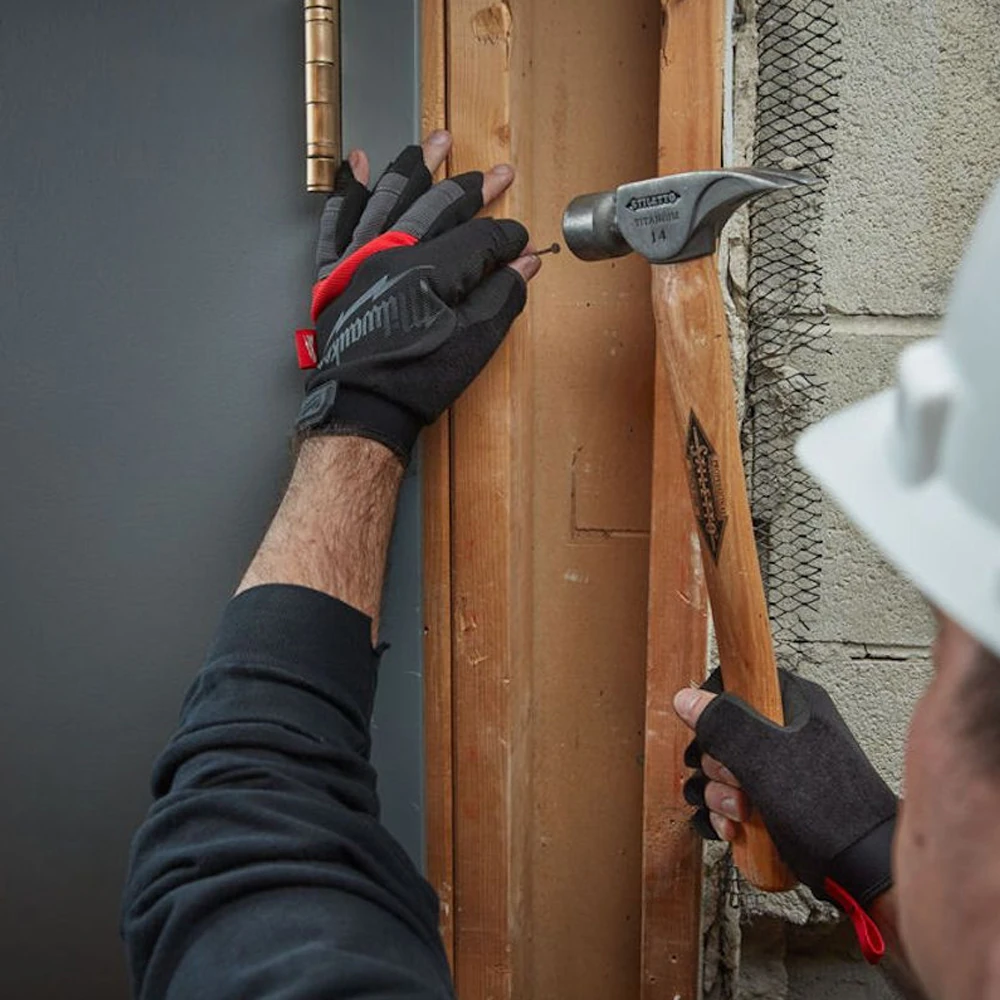 Перчатки Milwaukee 48229743 4