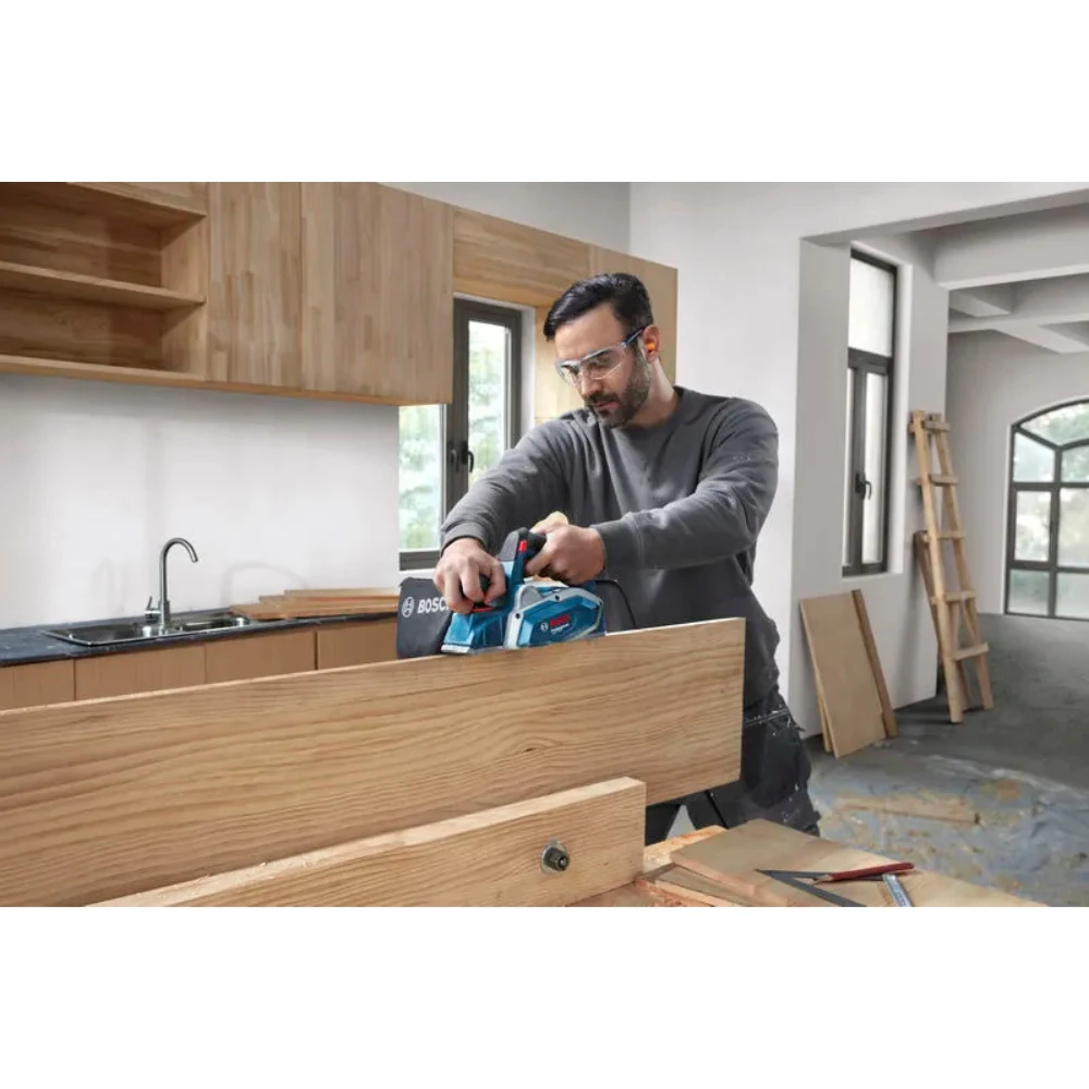Электрорубанок Bosch GHO 16-82 4