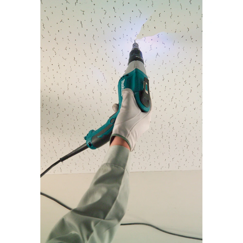 Шуруповерт Makita FS2300 2