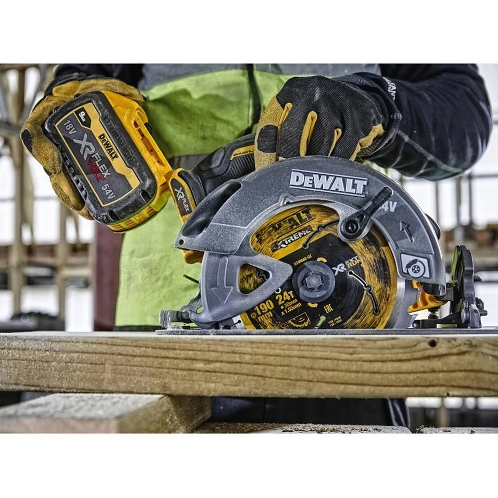 Пила дисковая DeWALT DCS578N-XJ 3