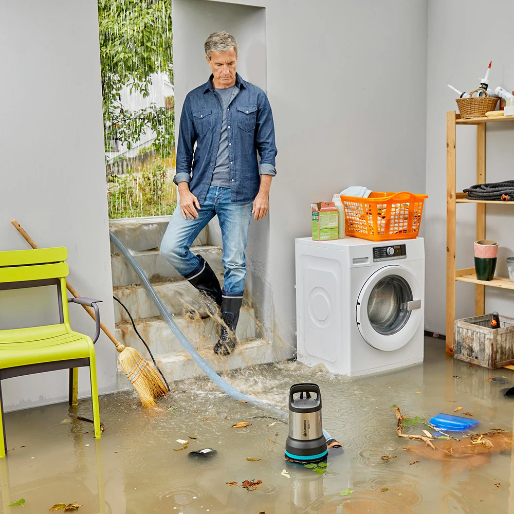 Насос Gardena 09046-20 4