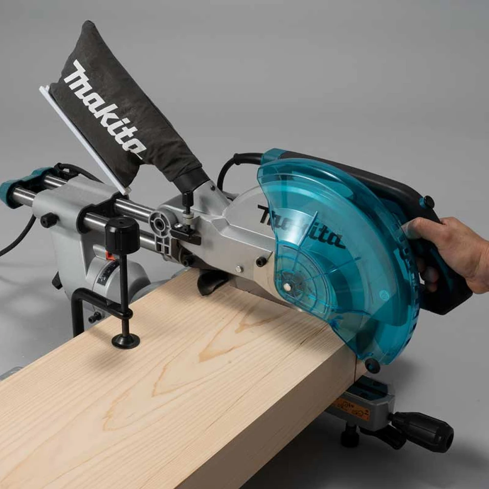 Пила торцовочная Makita LS1110F 2