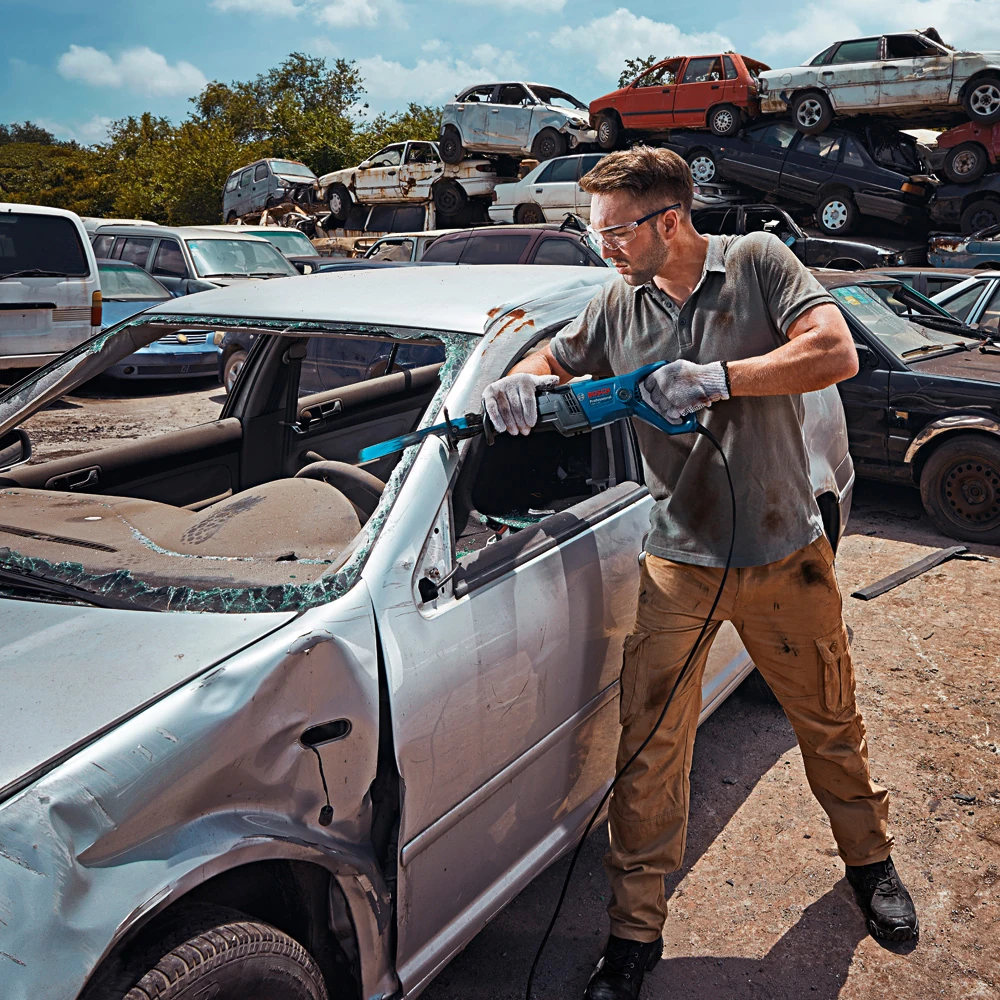 Пила сабельная Bosch GSA 120 3