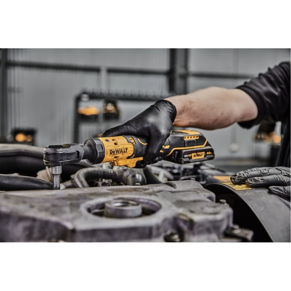 Угловой гайковерт DeWALT DCF512N+DCB183 8