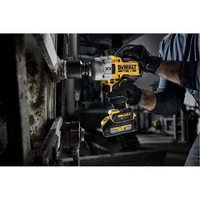 Гайковерт DeWALT DCF964NT-XJ6