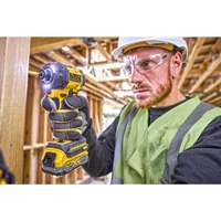 Шуруповерт DeWALT DCF870E2T-QW9