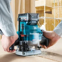 Электрофрезер Makita RP001GZ7