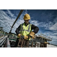 Углошлифовальная машина DeWALT DCG418X2-QW5