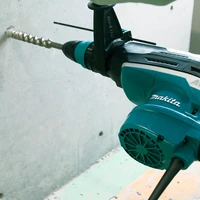 Перфоратор Makita HR5212C3