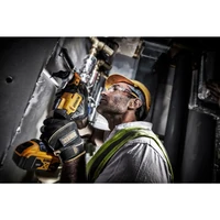 Многофункциональный инструмент DeWALT DCS356N+DCB18310