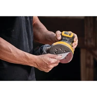 Шлифмашина DeWALT DCW210N+DCB1837