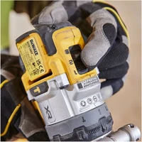 Дрель DeWALT DCD1007NT-XJ11