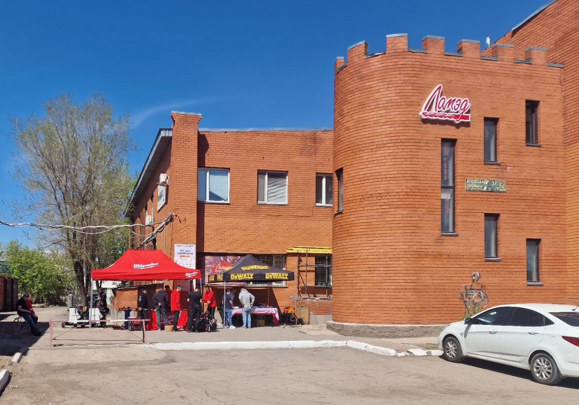 Вход Астана 1